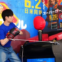 アインシュタイン・河合ゆずる【撮影：小宮山あきの】