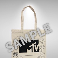 NiziUがMTV「ARTIST OF THE MONTH」に決定！初のベストアルバム記念で独占特番放送