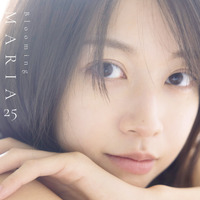 牧野真莉愛 写真集 『 Blooming MARIA25 』 （撮影：中山雅文）