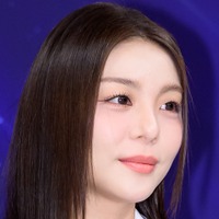 体外受精に2度失敗でコンディション悪化か…韓国歌手、公演中の姿に心配の声多数