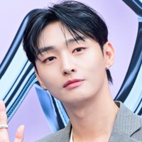 Wanna One出身ユン・ジソン、ミュージカル『少年の肖像』に出演！1人2役に挑戦