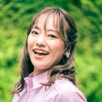 スタイリスト：山﨑厚見 ※﨑（たつさき）、ヘアメイク：安藤千浪、ライター：石井隼人、カメラマン：motoishiduka