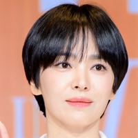 女優ソン・ヘギョ、14年所属した事務所から独立…「姉さん」と慕う代表にも感謝伝える