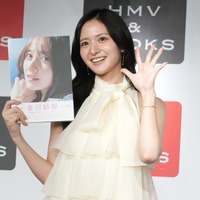 金川紗耶【撮影：小宮山あきの】