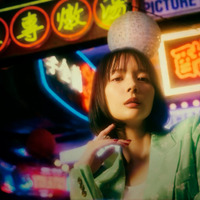岡田紗佳、歌手デビューシングルのカップリング曲「カケヒキ・フライディナイト」を配信リリース