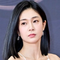 「バカだった…」“7年交際”の俳優と破局した韓国女優、“理想のタイプW杯”で過去の恋愛を後悔
