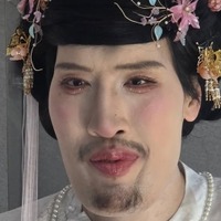 嵐メンバーとも共演のチェ・ホンマンが女装、「夢に出てきそう」な衝撃変身　美女トリオ結成