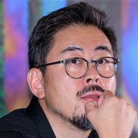 カンヌ映画祭で海外の記者から公然と人種差別…韓国巨匠、心境語る「不愉快だ。でもこれ以上は…」 画像