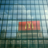 アイスカフェラテ「真夏のエスケープ」篇