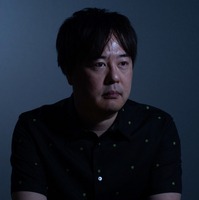 徳尾浩司　写真・戸田広
