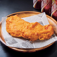 【2パイクジーパイ】「サクサク鶏むねジーパイ」881円(1個) ＜各日販売予定100点＞