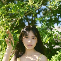 新井彩永「B.L.T.2026年9月号」（東京ニュース通信社刊） 撮影／熊木優