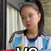 「韓国の恥」メッシのユニフォームを雑巾にした女性ユーチューバー、世界中のサッカーファンの“共通の敵”に