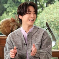 MCの亀梨和也　（C）フジテレビ