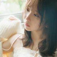 （C)日向坂46 藤嶌果歩 1st写真集『果実の歩幅』／集英社　撮影：菊地 泰久