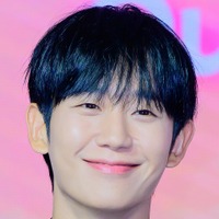 「高級蟹をスタッフ全員におごっていた」俳優チョン・ヘイン、共演女優が明かした美談