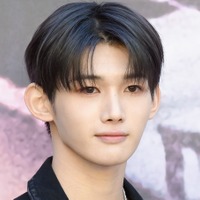「どの角度から見てもイケメン」&TEAM・JO、肌の質感まで伝わる“超接近SHOT”にファン釘付け！
