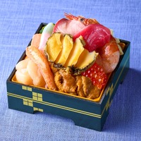 【網地島屋】宮城県産鮪と海の贅沢弁当4,320円(1折)〈各日販売予定20点〉