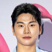 「Eですか？」卑猥DM騒動に脱税疑惑で物議を醸した韓国俳優、ドラマ出演に続いて日本でイベント開催