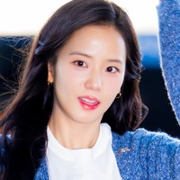 BLACKPINK・ジスに突然の別れ…「決して忘れない」“パリの母”を追悼、悲しみつづる
