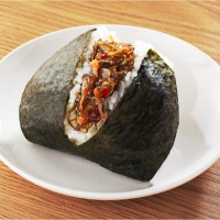 【まちかど厨房】大きなおにぎり松前漬