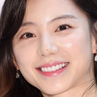 「海外に行くと…」『冬のソナタ』“ヨン様”の美人妻、アイドル時代の知られざる素顔が明らかに