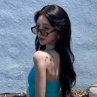お腹の血管が浮き出て、肋骨もくっきり…韓国インフルエンサーの“ほぼ骨”体型に驚き
