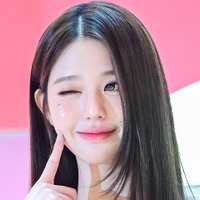 「身体のほとんどが脚…」IVE・ウォニョン、“超ミニ丈”で際立つ黄金比ボディに衝撃