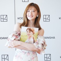 中田花奈【撮影：小宮山あきの】