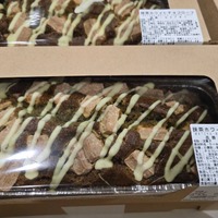 抹茶ホワイトチョコローフ（前橋倉庫店）