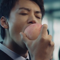 森永ｉｎゼリー フルーツ食感「こんなところで、こんなにフルーツ。」篇