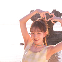 私立恵比寿中学 桜井えま1st写真集『あざと未満』©木村智哉/宝島社