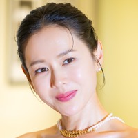 新作は“19禁”時代劇の『愛の不時着』女優ソン・イェジン、成熟した雰囲気の“デジカメ自撮り”が話題