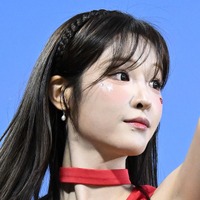 絶対領域スレスレ…韓国美女チア、“超ミニ丈”のユニ姿で見せた抜群スタイル！爽やかに応援