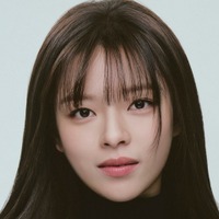 TWICE・ジョンヨン、女優としての新宣材写真公開　同事務所の姉も「可愛いね」と反応