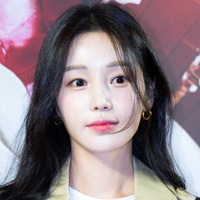 手足がしびれて震えが止まらない…アイドル出身韓国女優、活動の裏で抱えた“ステージ恐怖症”を告白