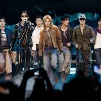 BTS、米大型フェスの大トリ飾る　“BTS 2.0”掲げ圧巻ステージ