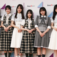 （左から）日向坂46・上村ひなの、櫻坂46・的野美青、乃木坂46・賀喜遥香、櫻坂46・森田ひかる、日向坂46・大野愛実、乃木坂46・池田瑛紗【撮影：平木昌宏】