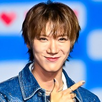 「息止まる」NCT・テン、“素肌ジャケット”で大人の色気…パリの夜を彩るスーツ姿にファン悶絶