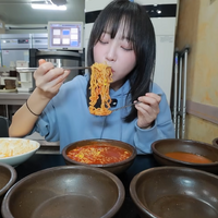 摂食障害の規制強化で“収益化停止”も…韓国大食いユーチューバー、食事量が一気にダウン？新動画が話題
