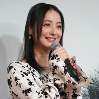 佐々木希（写真：竹内みちまろ）