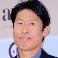 保守団体が自宅前で抗議まで…俳優ユ・ヘジン、主演映画めぐる歴史歪曲論争が拡大　所属事務所が対応へ【全文】