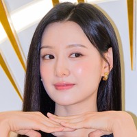 「キムチを届けに…」『ドクターX』女優キム・ジウォン、中3でスカウトされた“面白エピソード”