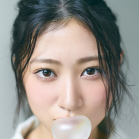 乃木坂46・6期生グラビア企画「Nogizaka Colors」第8弾、川端晃菜が登場！