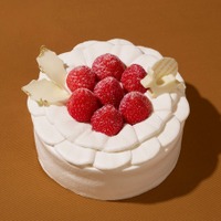 〈セント レジス ホテル 大阪〉 クリスマスショートケーキ 5,800円 約径12cm【限定数100】酒不使用　©2026 glimmer globe Harada Atsuko