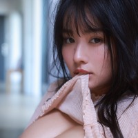 豊島心桜のデジタル写真集公開カット　撮影：中山雅文