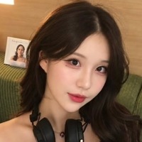 100％見せにきてる…韓国美女チア、“神アングル”ですき間全開に！ずり落ち姿に「鼻血出る」