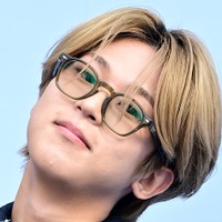 10年片想い後、交際→結婚！ライブを抜けて彼女とキスで炎上もした歌手BIG Naughty（23）