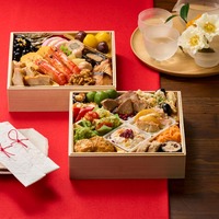 Oisix、24品を詰めた一人前おせち「高砂 毬」を7980円で発売