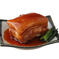 東坡肉」680円（税込748円）